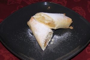 Пиріжки з лаваша з яблуками