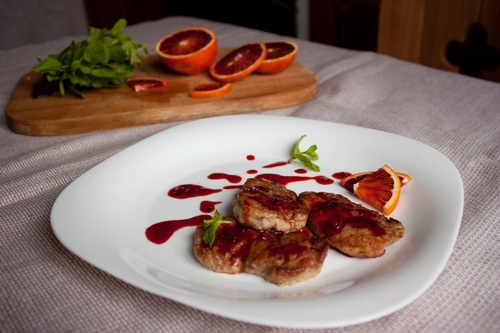 готові свинячі медальйони