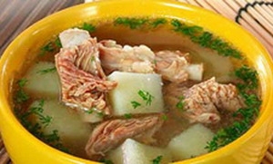 Суп з баранячих реберець