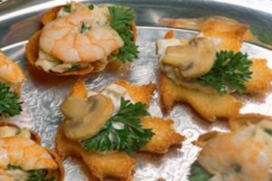 Канапе з грибами