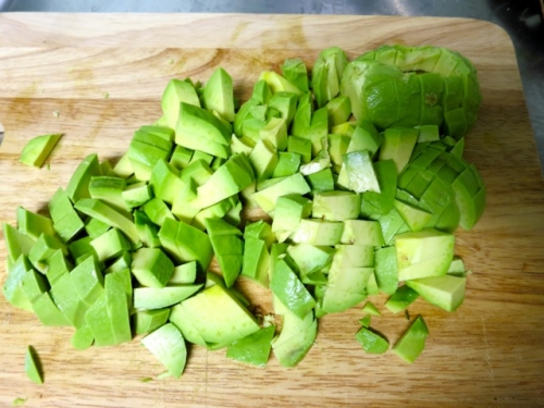 нарізану авокадо