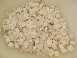 нарізати курячу грудку