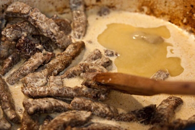 м'ясо в сметані