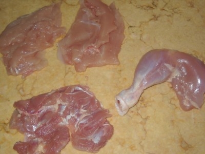 роздвоєний стегенце