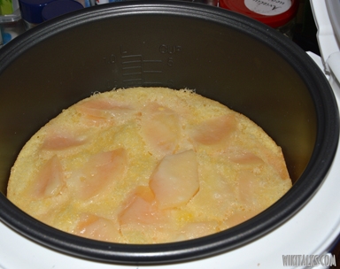 запікаємо пиріг в мультиварці