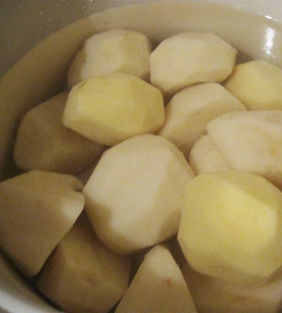 Очищений картопля