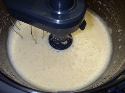 збиваємо яйця