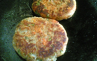 смажимо котлети по-сербськи