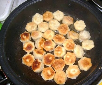 Жарка пельменів