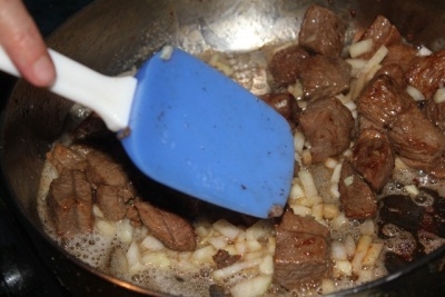 обсмажуємо м'ясо