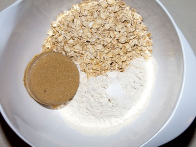 цукор, вівсяні пластівці, борошно
