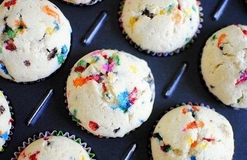 Ставимо формочки з тістом в духовку