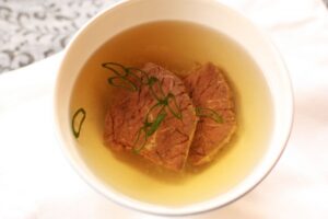 Бульйон яловичий