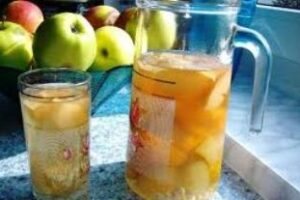 Компот з груш