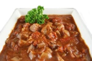 Гуляш з овочами