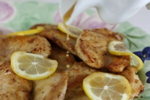 Курячі грудки з лимоном