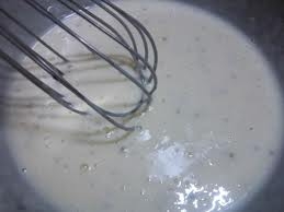 яйця в тісто і збиваємо