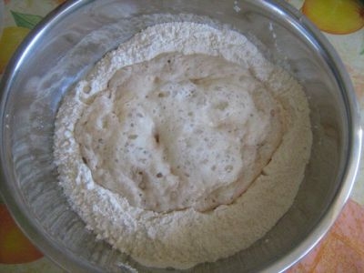 Шапочка з забродивших дріжджів