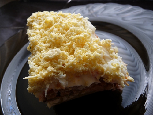 мімоза з горбушею