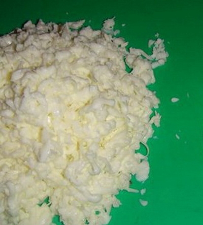 Натерті жовтки