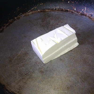 масло на сковроде