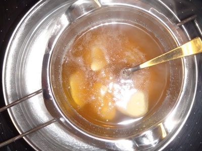 какао масло в сотейнику