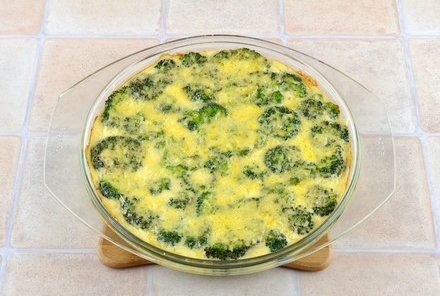 Готова запечена брокколі з вершками