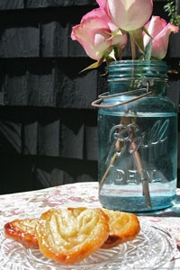 перед подачею печиво повинно охолонути і просочитися сиропом