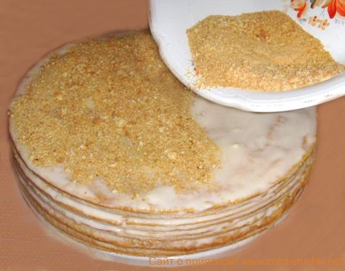 Промазанный торт