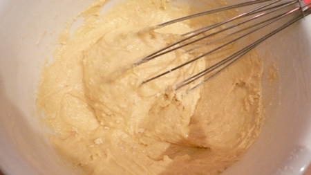 додаємо молоко