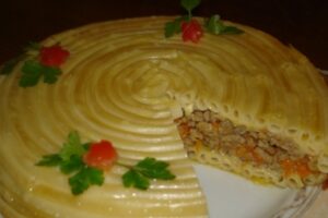 Тімбаль м&;ясний з печерицями