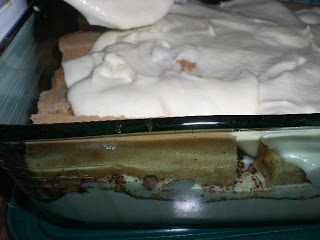 викладаємо тірамісу без яєць шарами