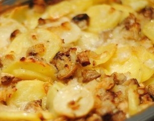 рум'яний шар картоплі