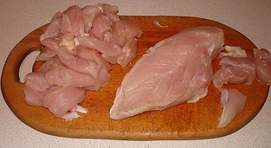 Ріжемо куряче філе