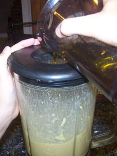 вливаємо в соусную суміш масло