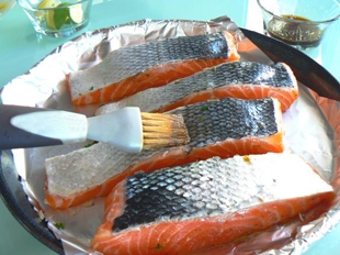 блюдо Викладаємо в сковороду