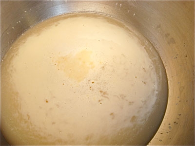 дріжджі з яйцем