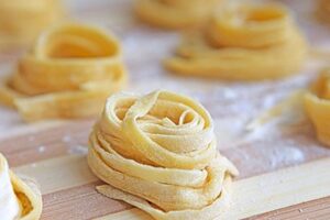 Яєчна локшина