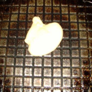 вафельниця з тестом