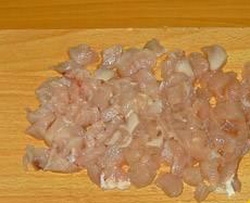 куряче філе Нарізаємо