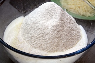 Просіваємо борошно