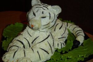 Салат «Білий тигр»