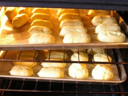 запікаємо тісто