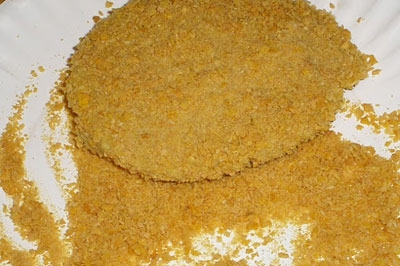 відбивна в паніровці