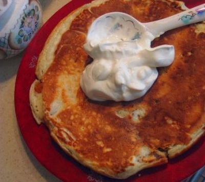 змащуємо пишечки сметаною