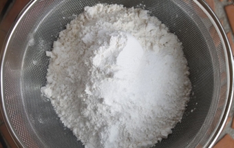 просіваємо борошно