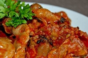 Гуляш з курячих шлунків (пупков)