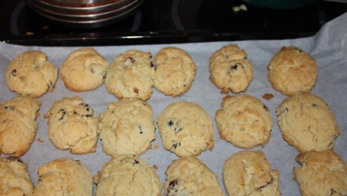 Готове печиво на деко