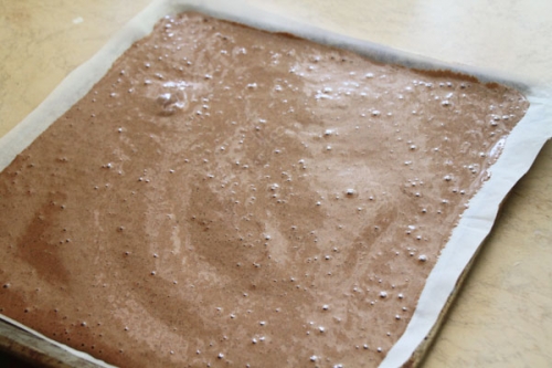 виливаємо тісто