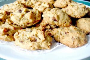 Печиво з фініками і горіхами